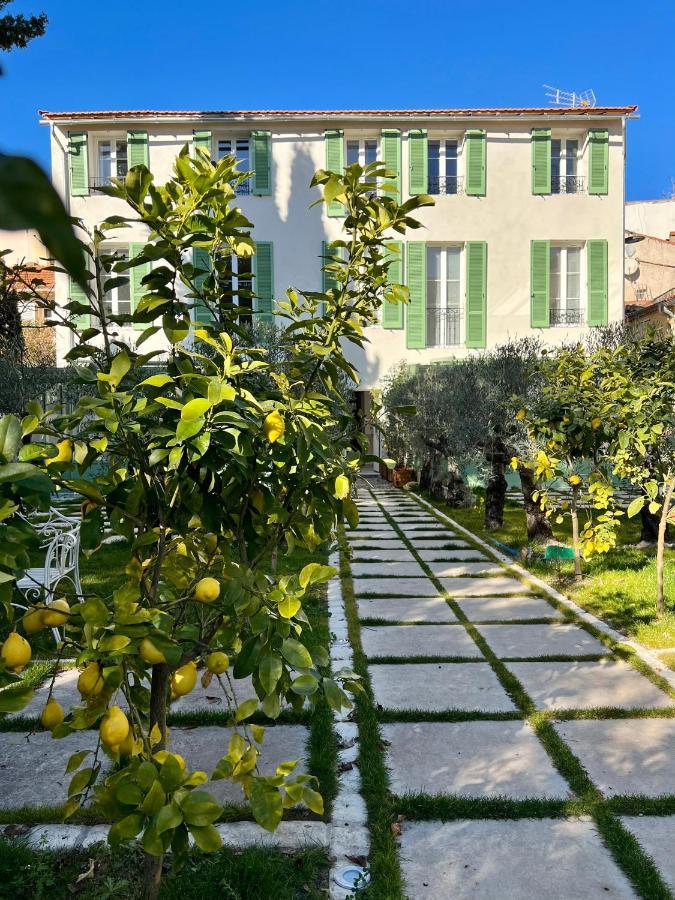 Amazing New Property In The Heart Of The Old Town Of Antibes Exterior foto