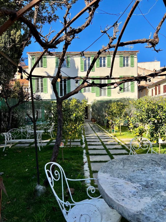 Amazing New Property In The Heart Of The Old Town Of Antibes Exterior foto