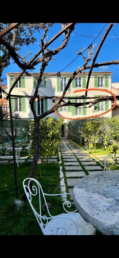 Amazing New Property In The Heart Of The Old Town Of Antibes Exterior foto