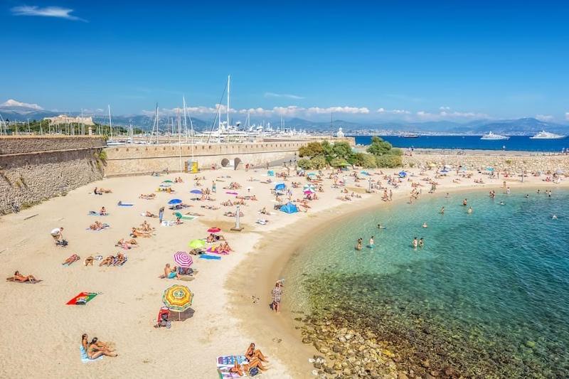 Amazing New Property In The Heart Of The Old Town Of Antibes Exterior foto